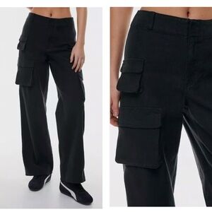 Aritzia Black Cargo Pants